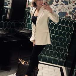 5f0046bc81e9beff140d0505f3c2fdda.jpg