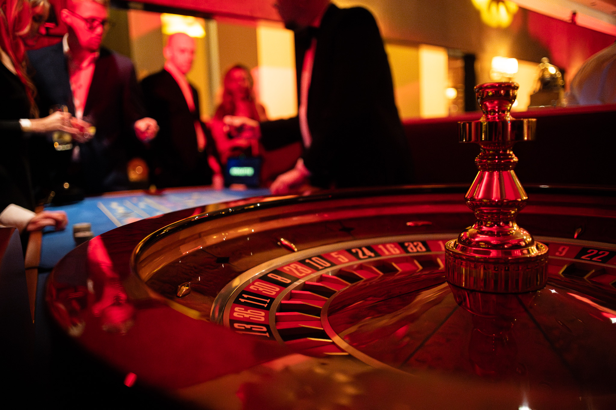 Casino Royale – License to Thrill