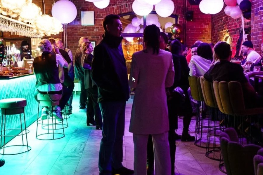 Sinkkubileet Velvet Barissa